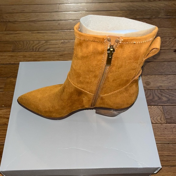 Franco Sarto Sammi Pointy Toe Booties Whiskey & Gold Tone Faux Suede Women’s 6 - Picture 9 of 13
